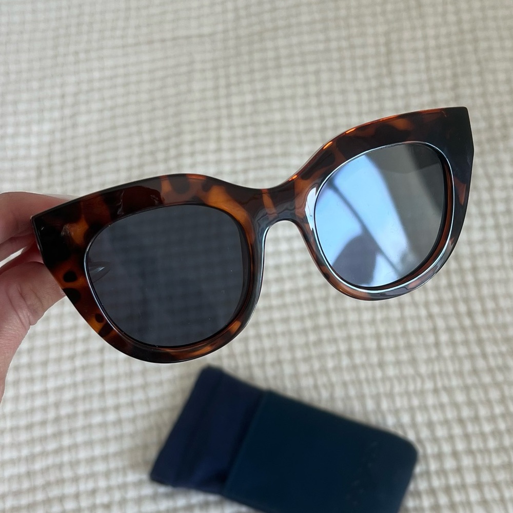 Le Specs Air Heart Sunglasses